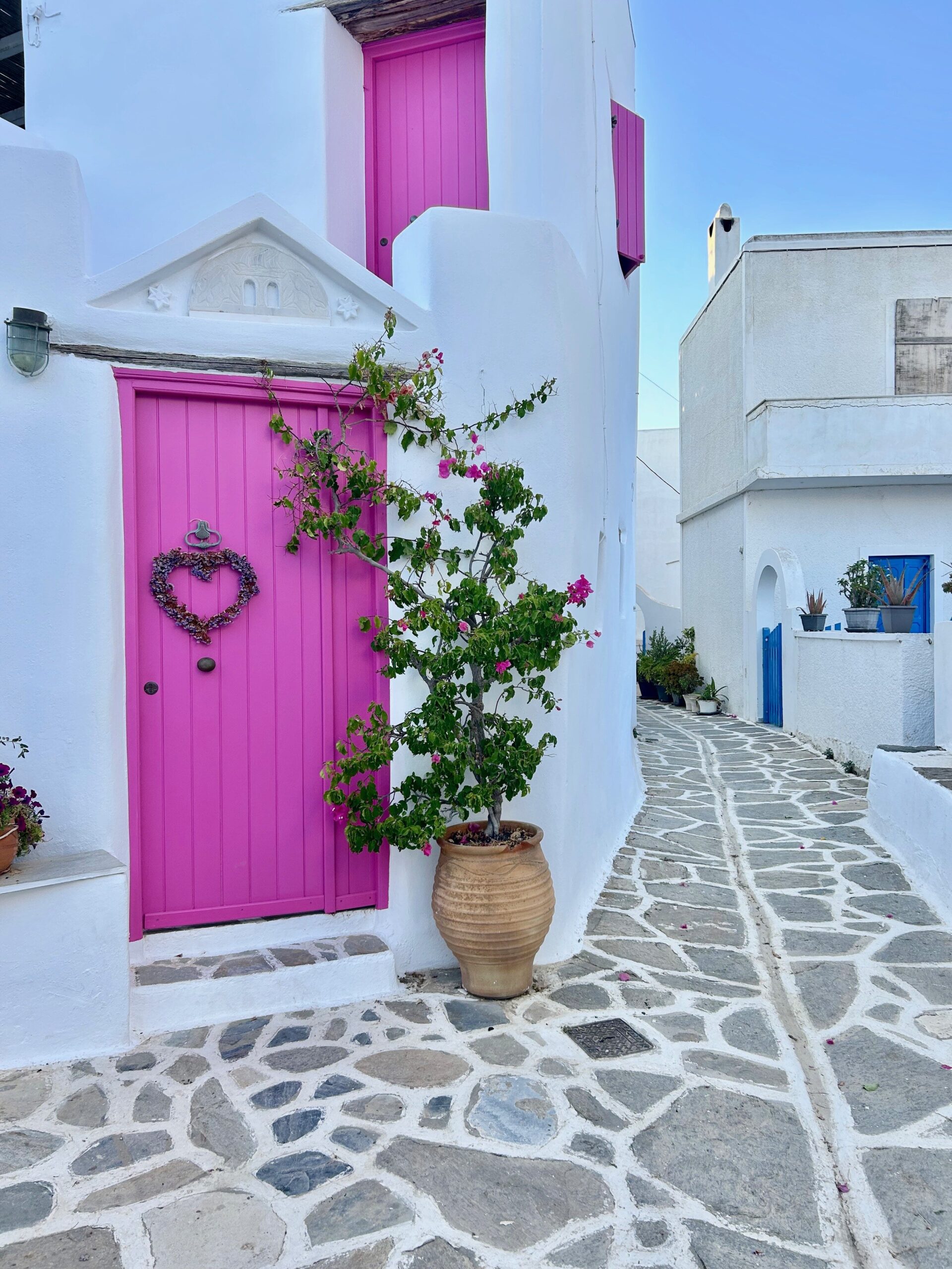 6 Fun Things to do in Paros for Couples